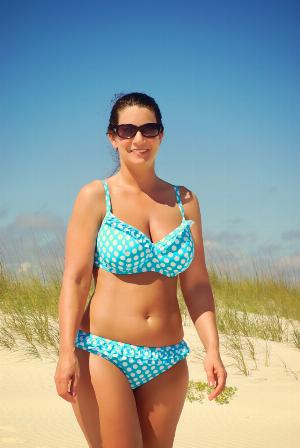 Desi Bikini 4 (2).jpg Bollywood Bikini Actress Models